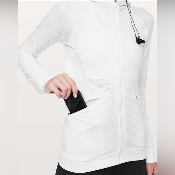 lululemon athletica Tops - Lululemon Ventilate Jacket
White, size 4